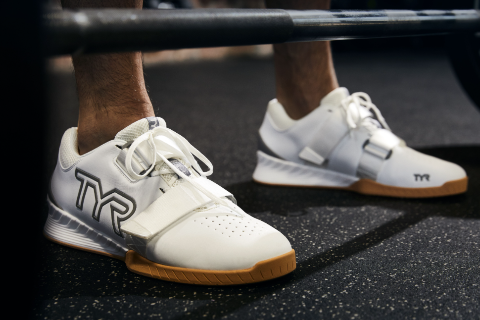 TYR Lifters Weiss – WODLI
